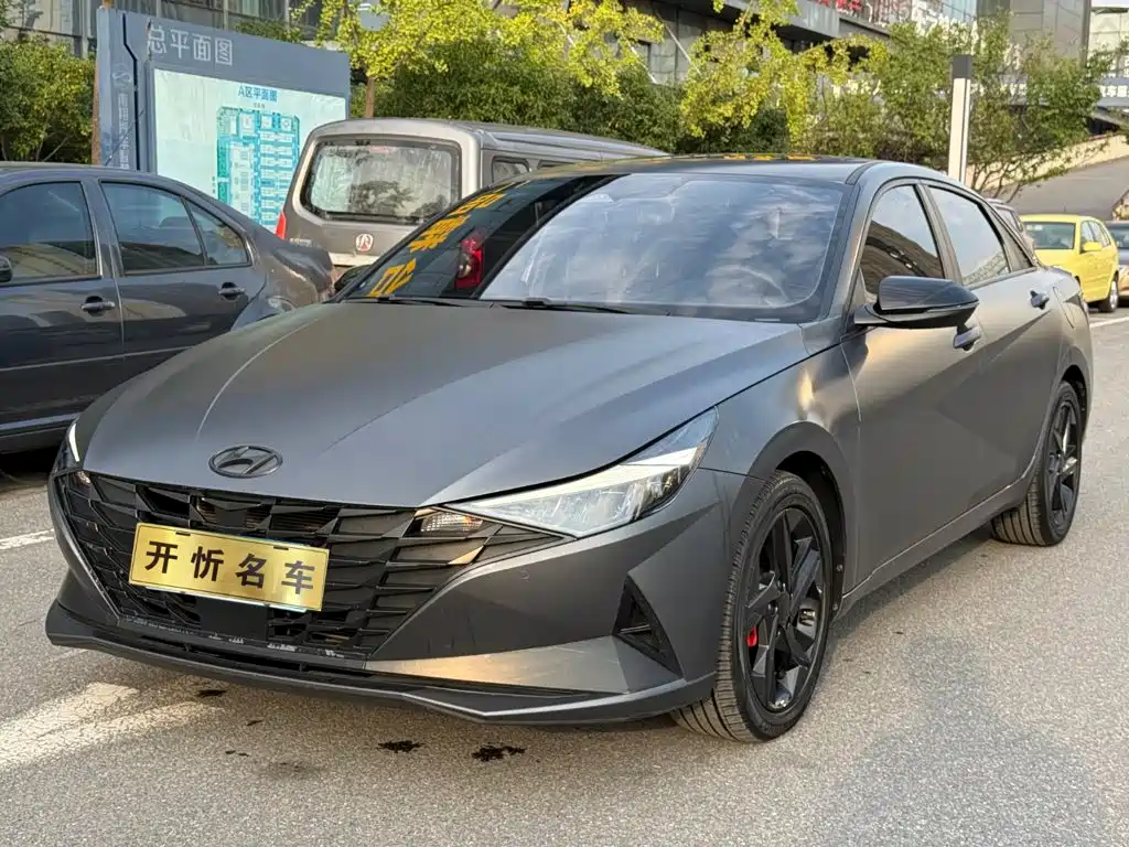 Hyundai Elantra