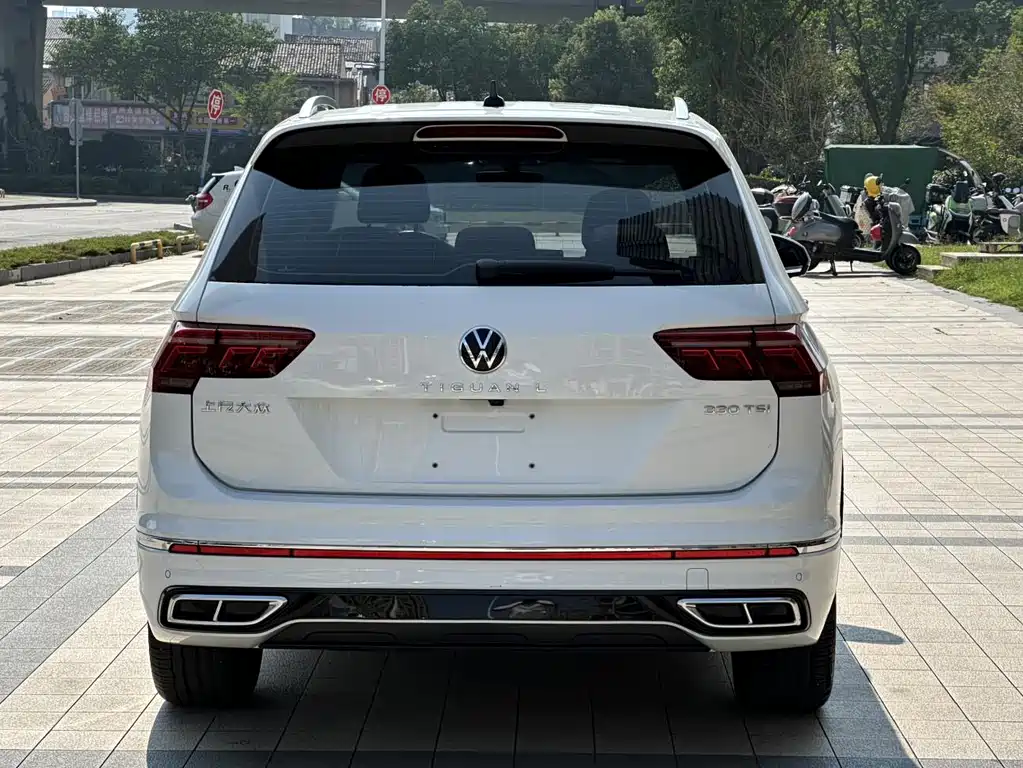 Volkswagen Tiguan L — миниатюра 5