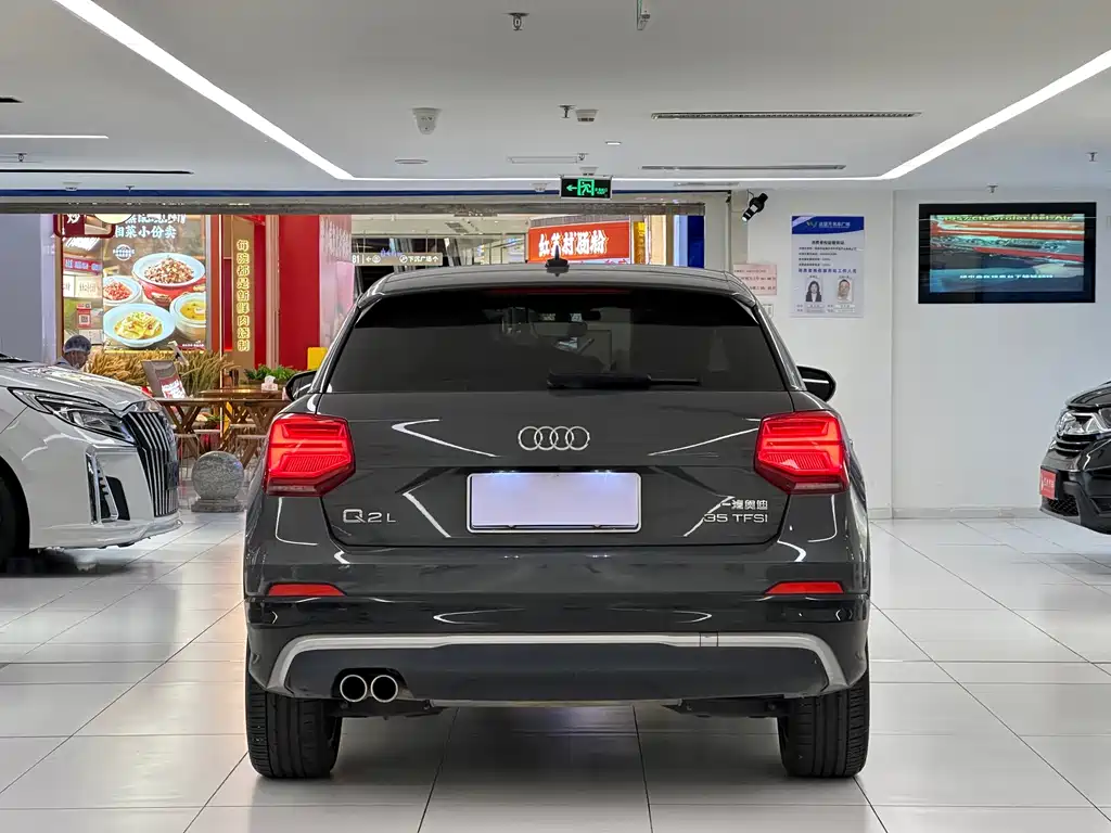 Audi Q2L — миниатюра 6