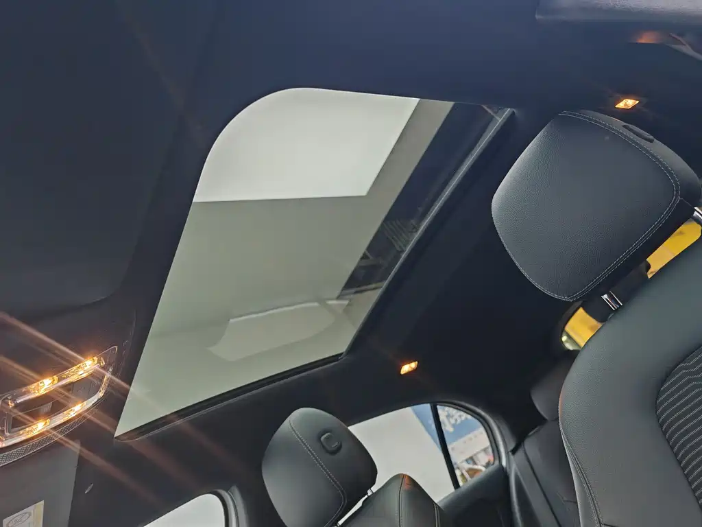 Mercedes-Benz A-Class (Import) — миниатюра 18