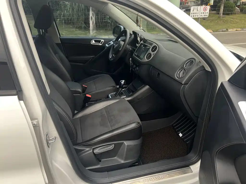 Volkswagen Tiguan — миниатюра 14