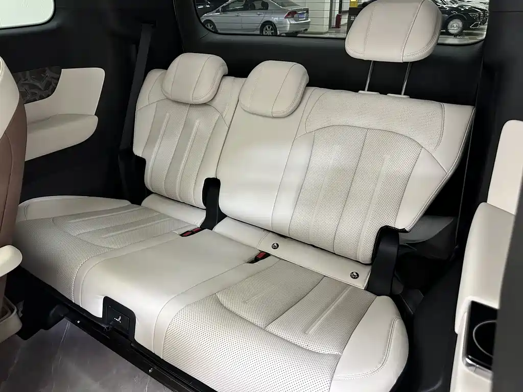 BYD Xia — миниатюра 16