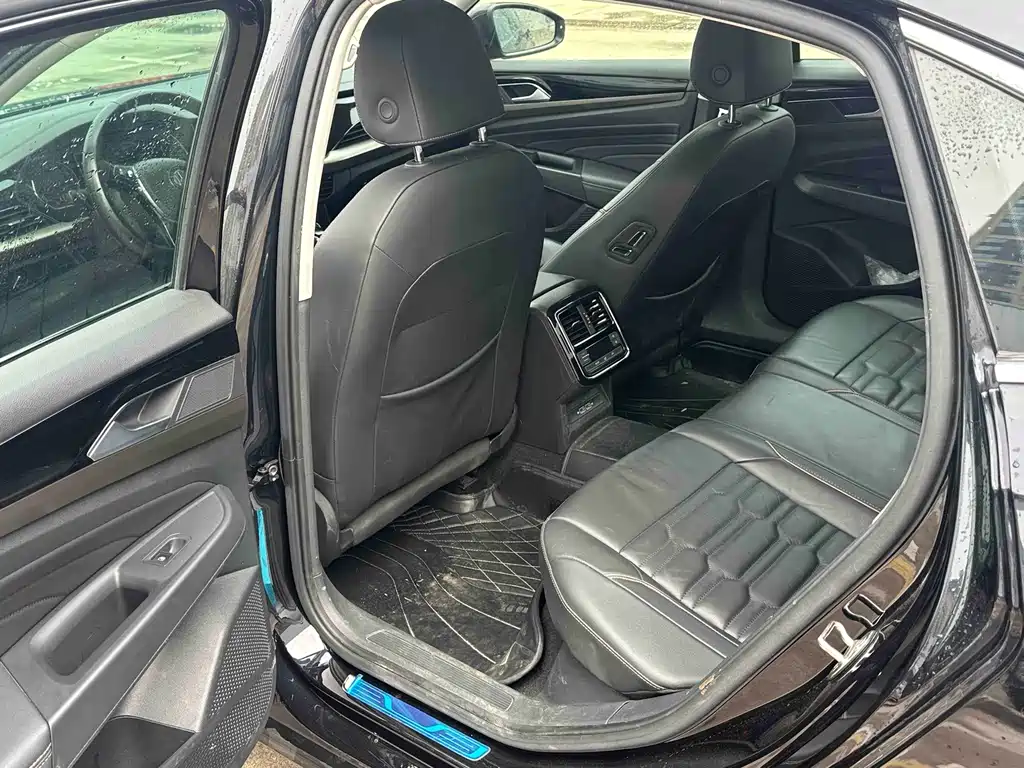 Volkswagen Passat — миниатюра 6