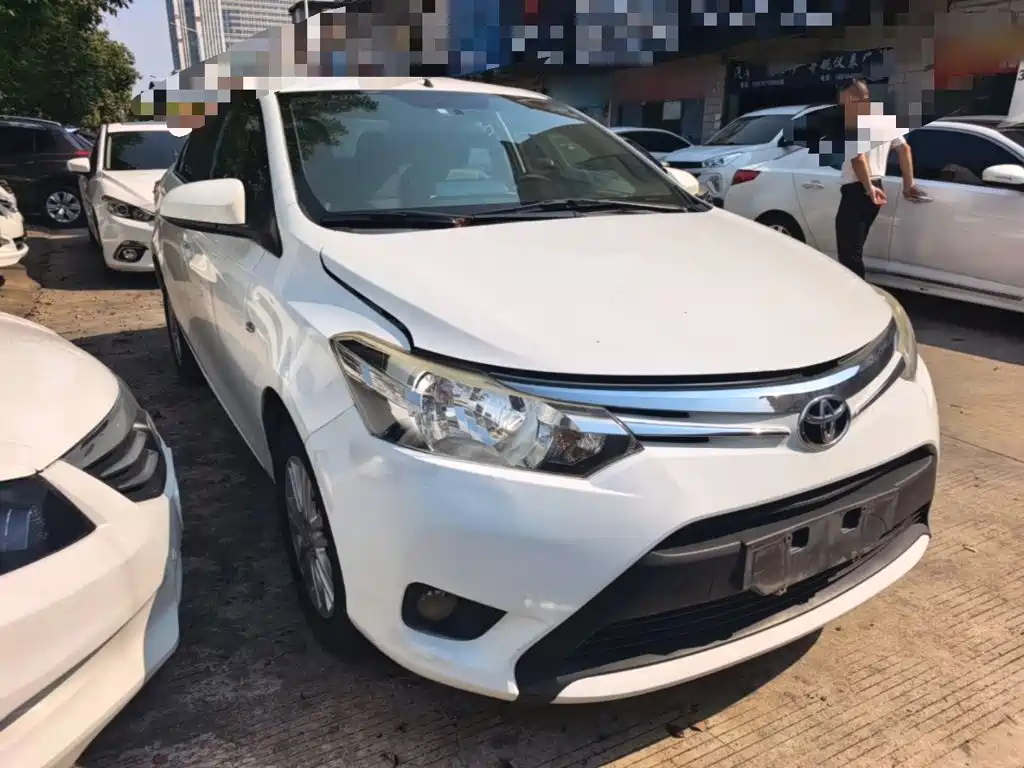 Toyota Vios — миниатюра 4