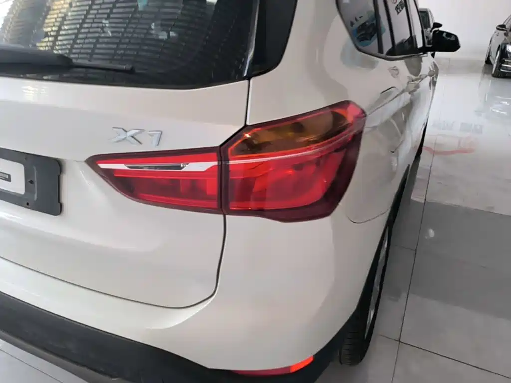 BMW X1 — миниатюра 8