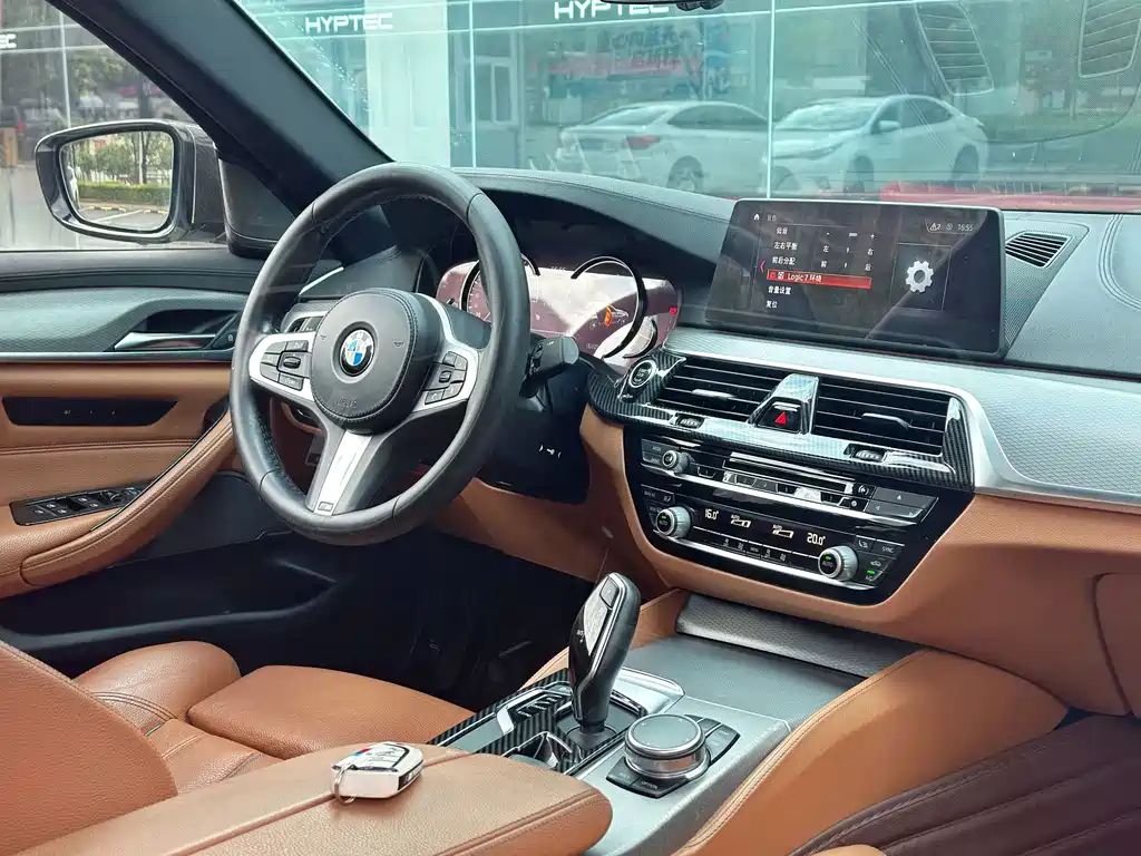 BMW 5 Series (Import) — миниатюра 7