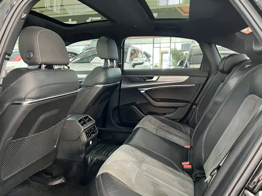 Audi A6L — миниатюра 6