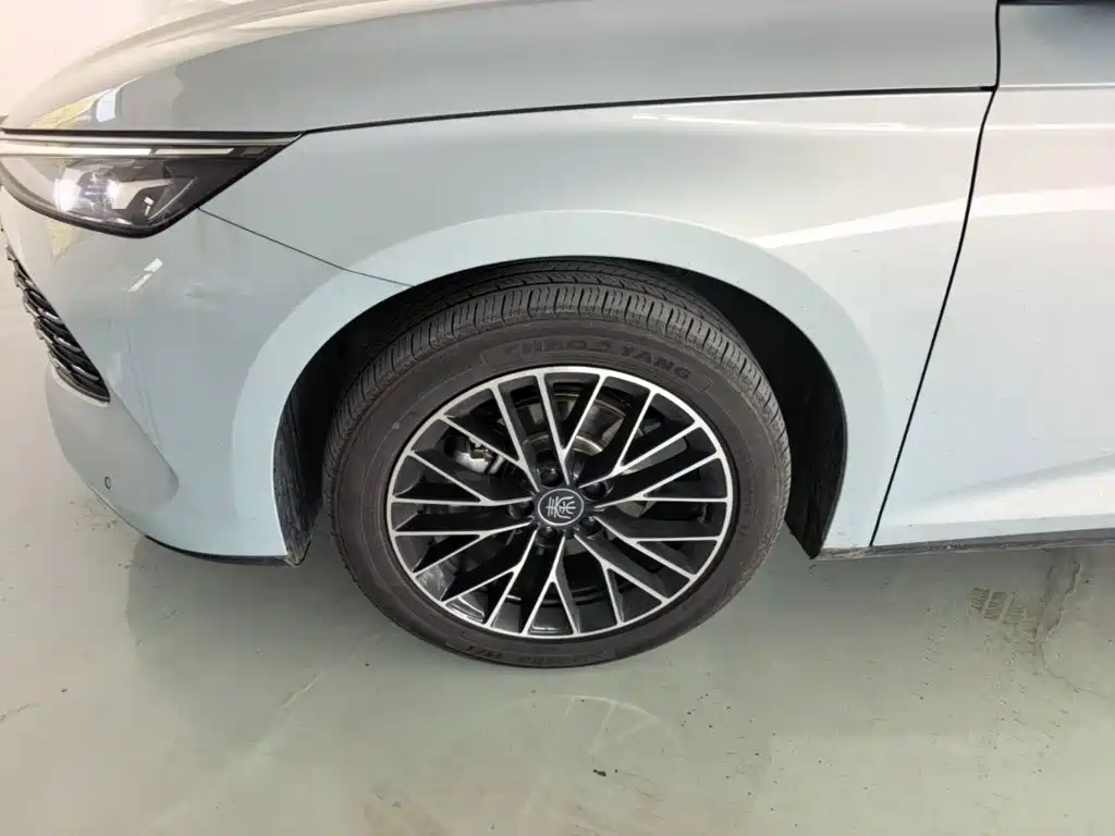 BYD Qin L — миниатюра 23