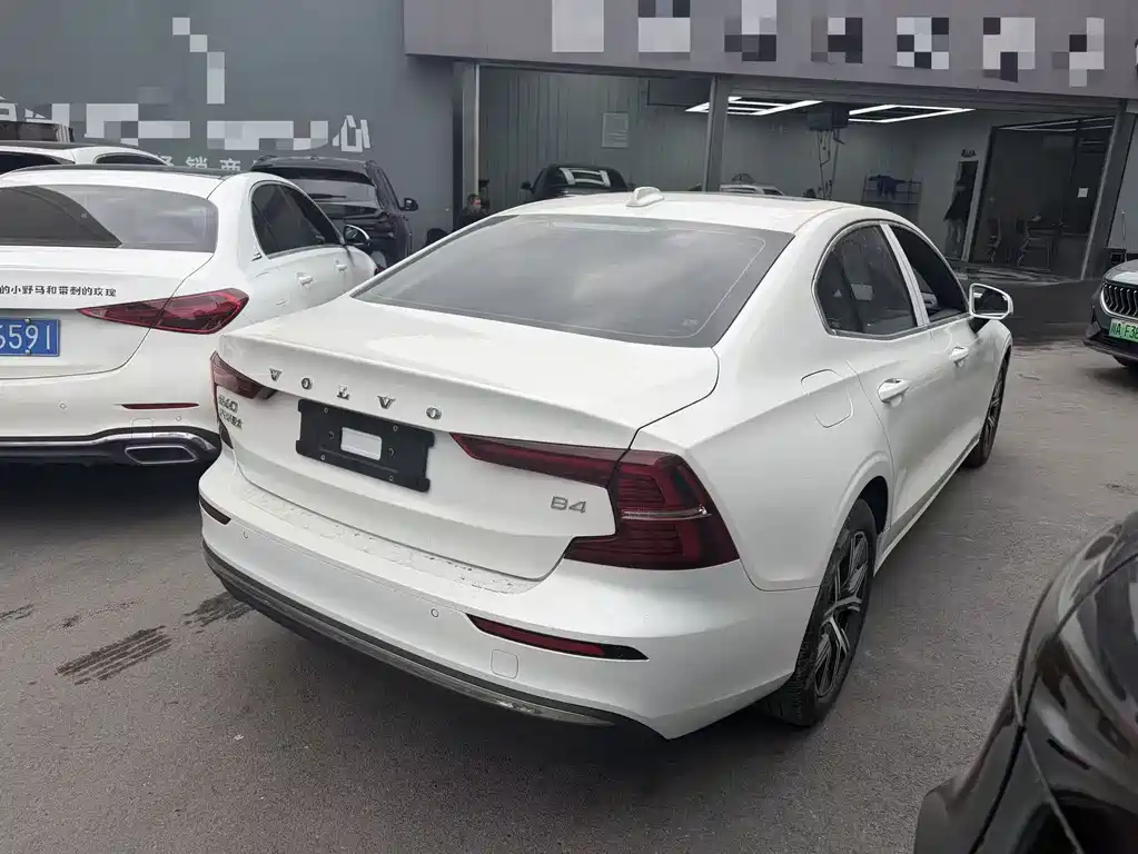Volvo S60 — миниатюра 10