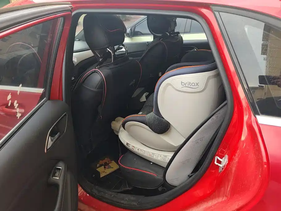 Mercedes-Benz B-Class — миниатюра 11