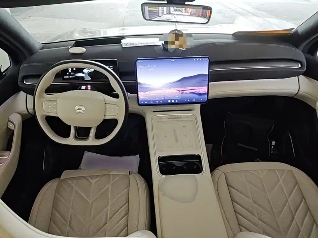 NIO EC6 — миниатюра 10
