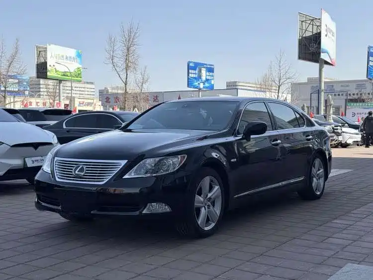 Lexus LS 2008