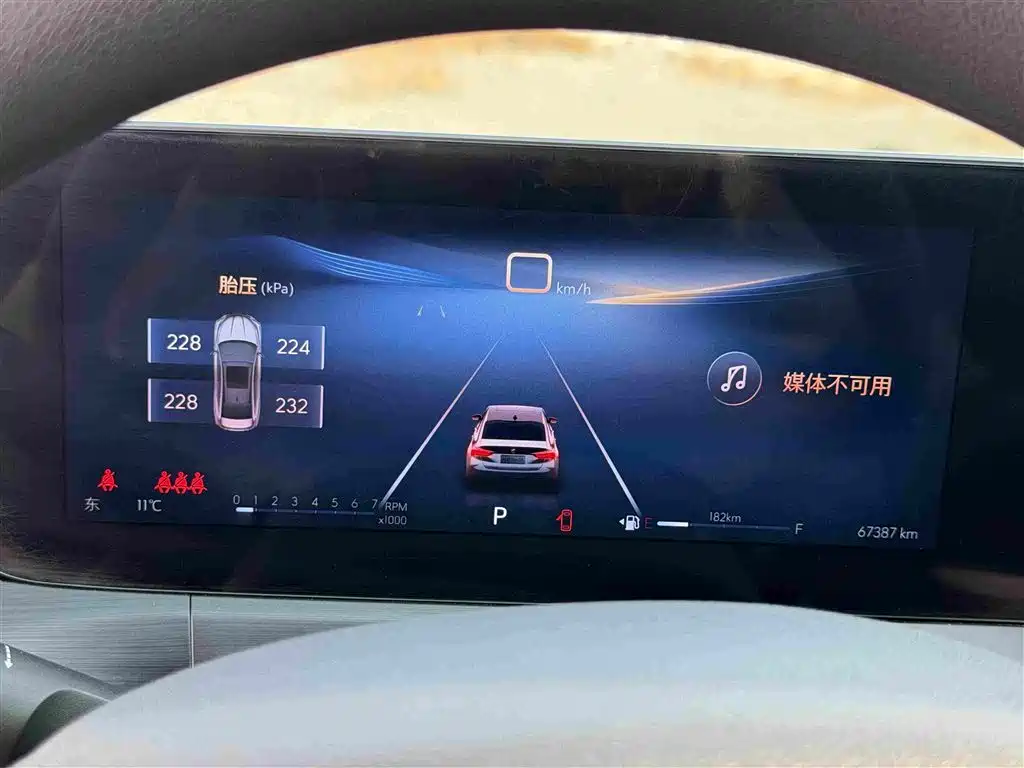 Buick Verano — миниатюра 17