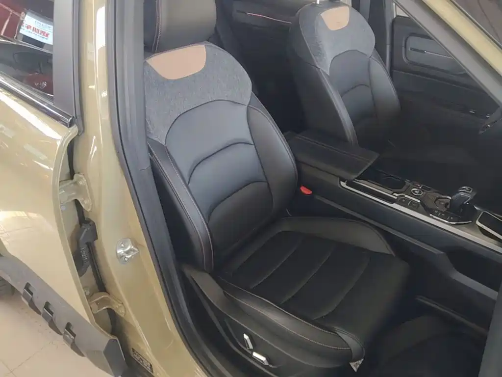 Geely Cowboy — миниатюра 25
