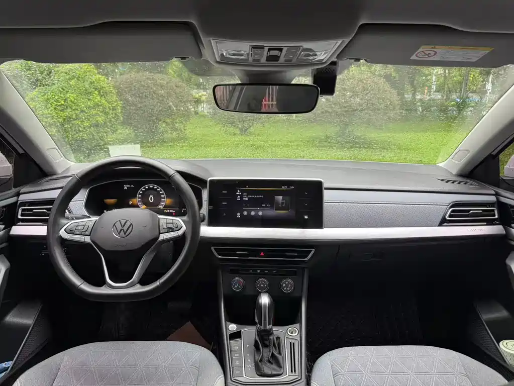 Volkswagen Lavida 2024 300TSI DSG
