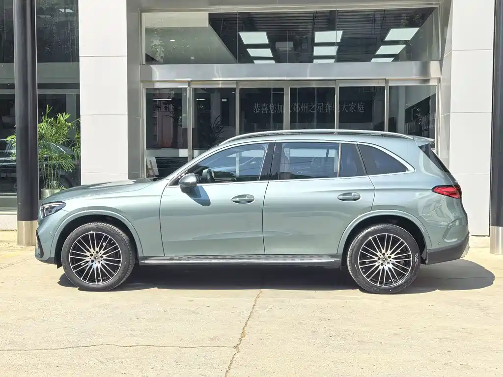 Mercedes-Benz GLC — миниатюра 8