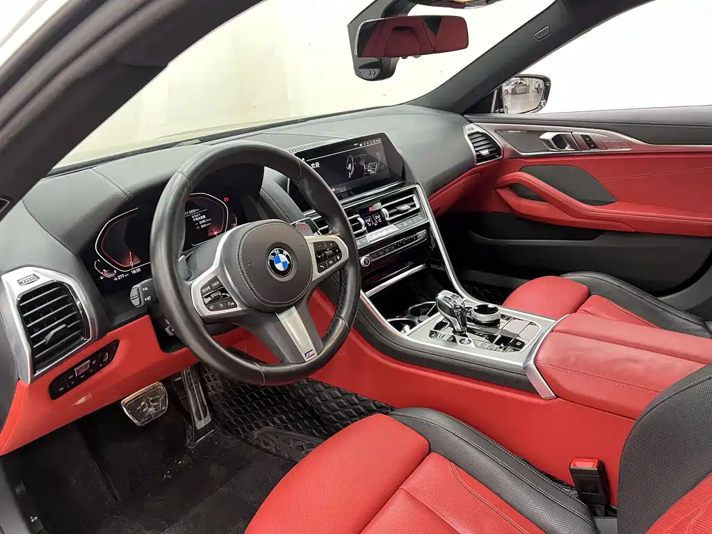 BMW 8 Series Facelift 840i 4-door Coupe M Sport Package, фото 16