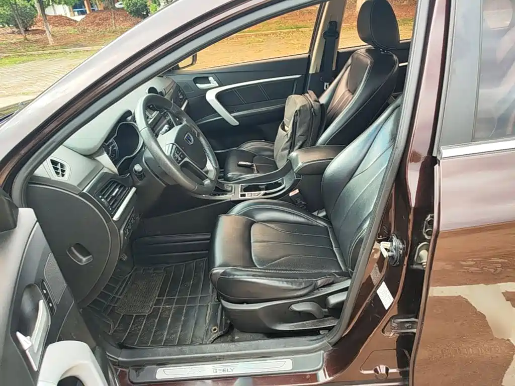 Geely Emgrand — миниатюра 15