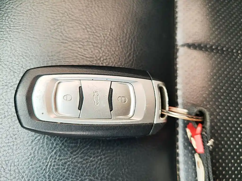 Geely Emgrand — миниатюра 9