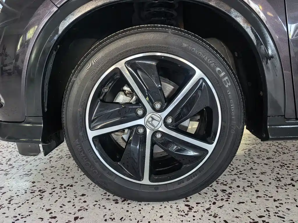Honda Vezel — миниатюра 18