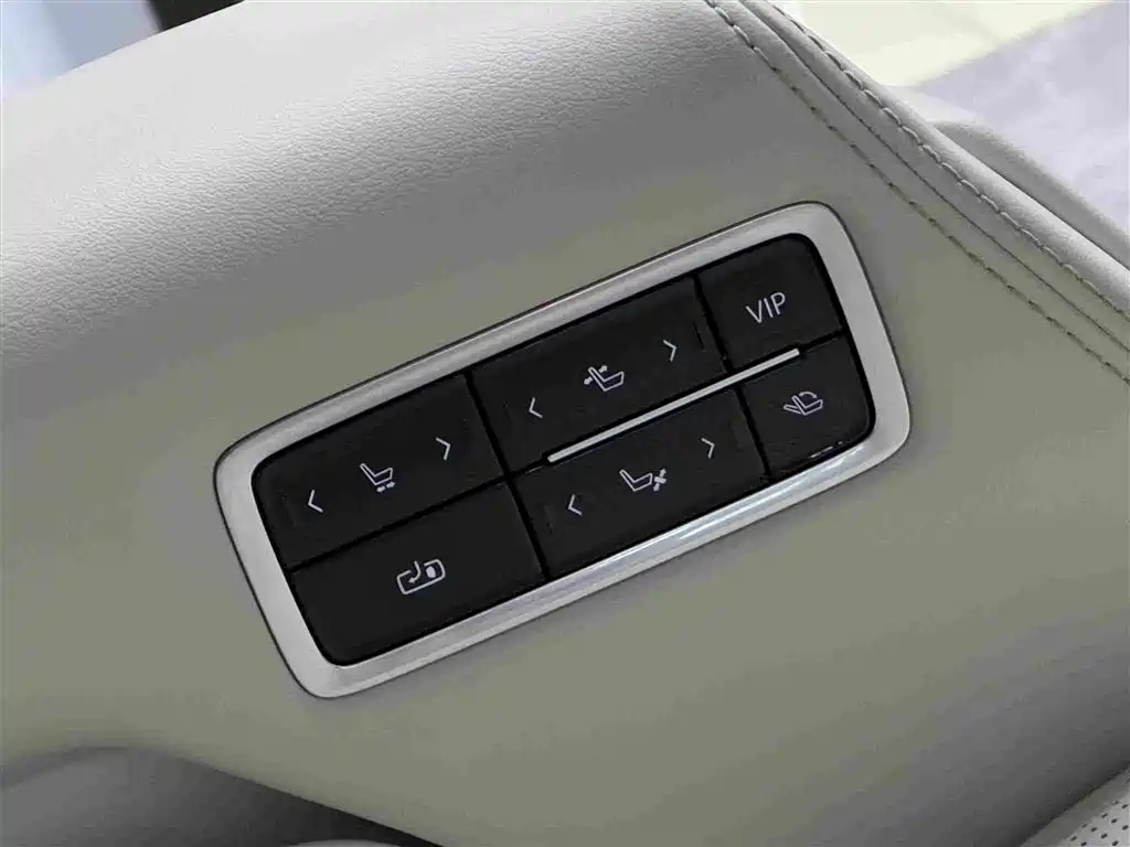 Buick Century — миниатюра 11