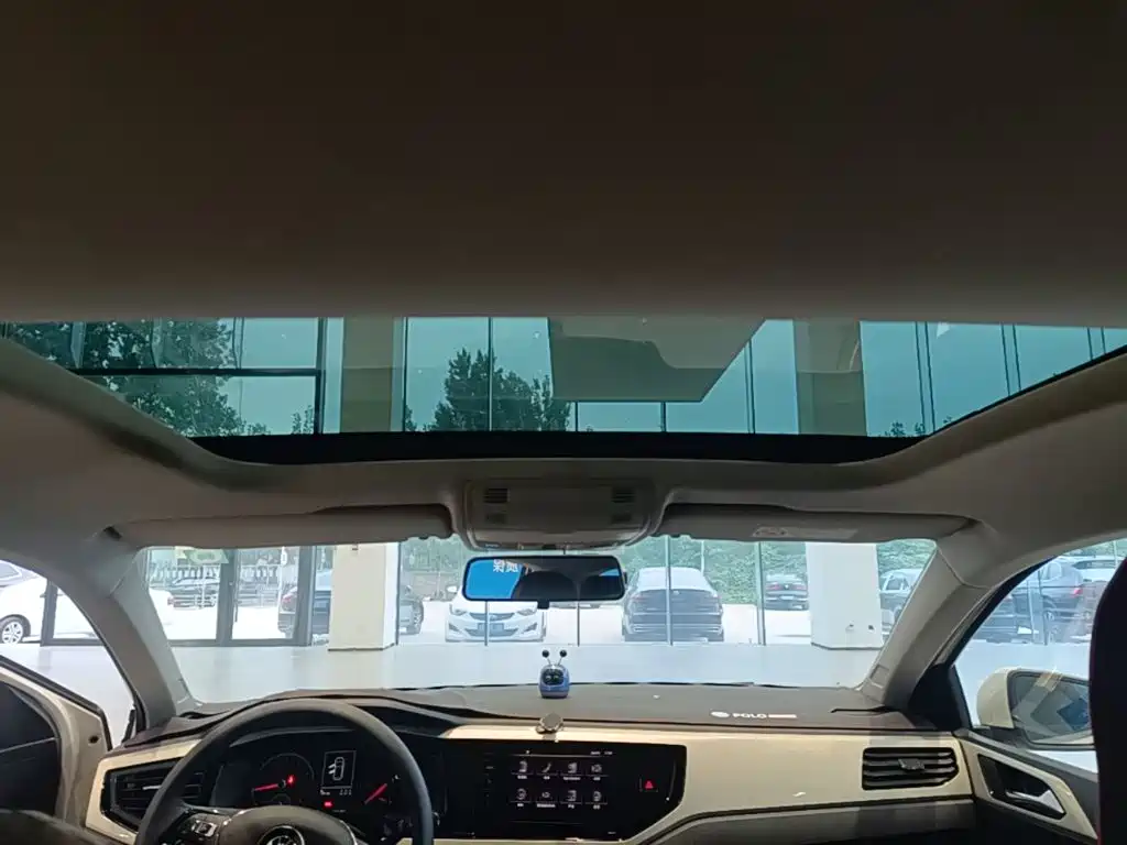 Volkswagen Polo — миниатюра 18