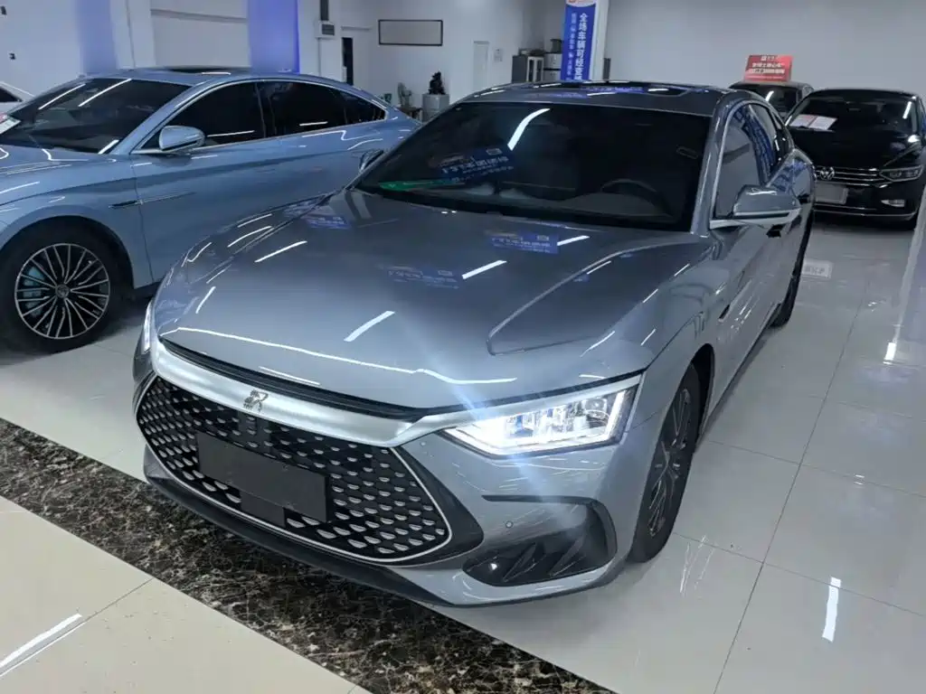 BYD Han — миниатюра 2