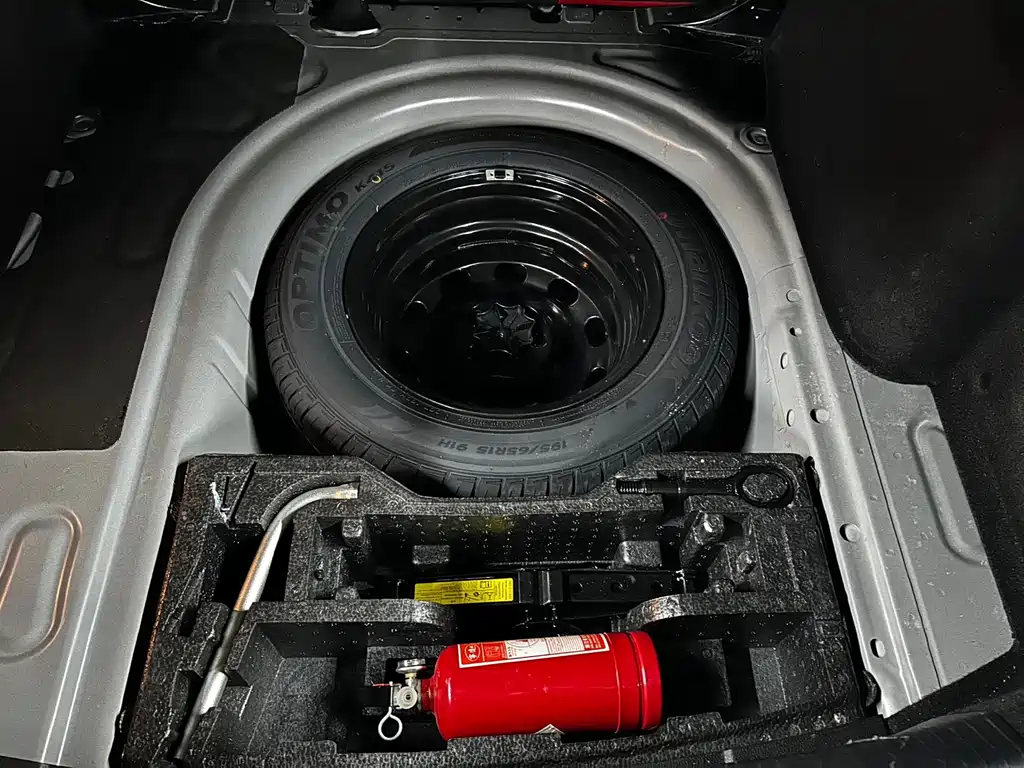 Volkswagen Lavida — миниатюра 9