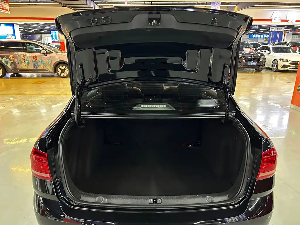 Volkswagen Lavida — миниатюра 11