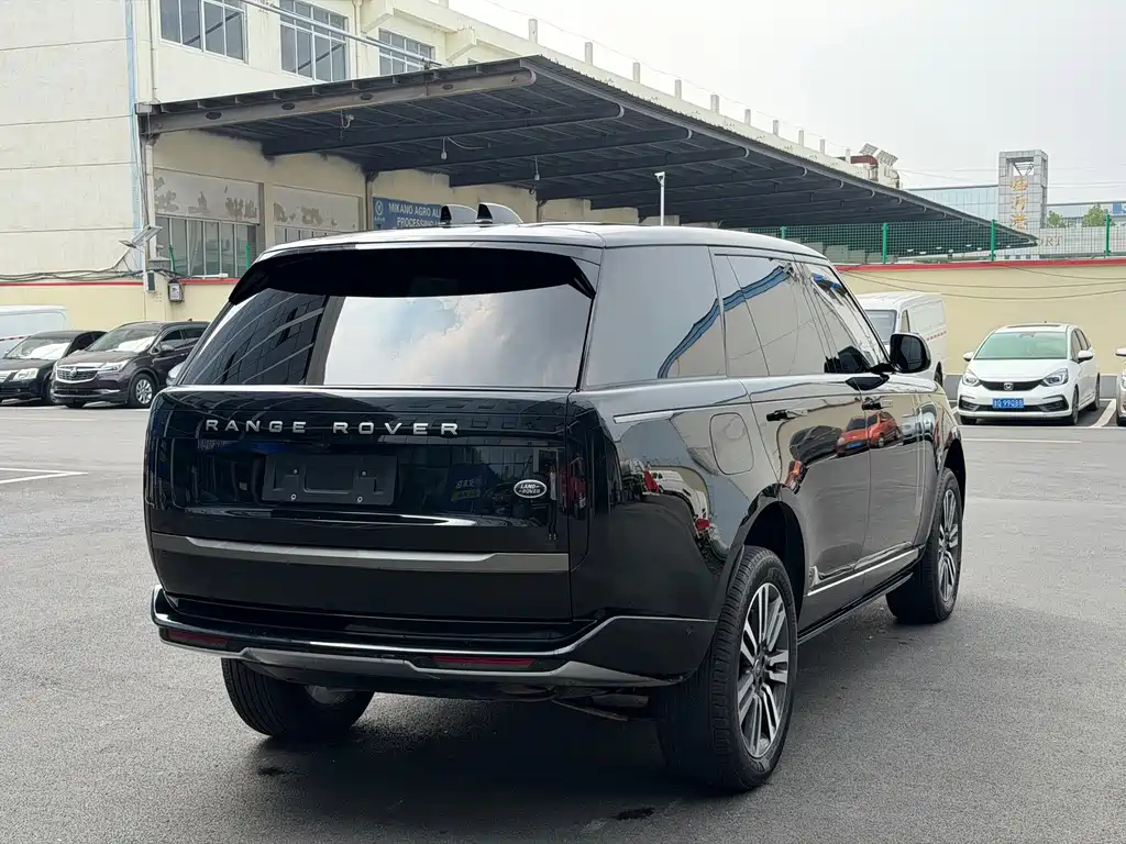 Land Rover Range Rover — миниатюра 14