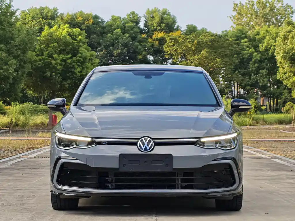 Volkswagen Golf — миниатюра 2