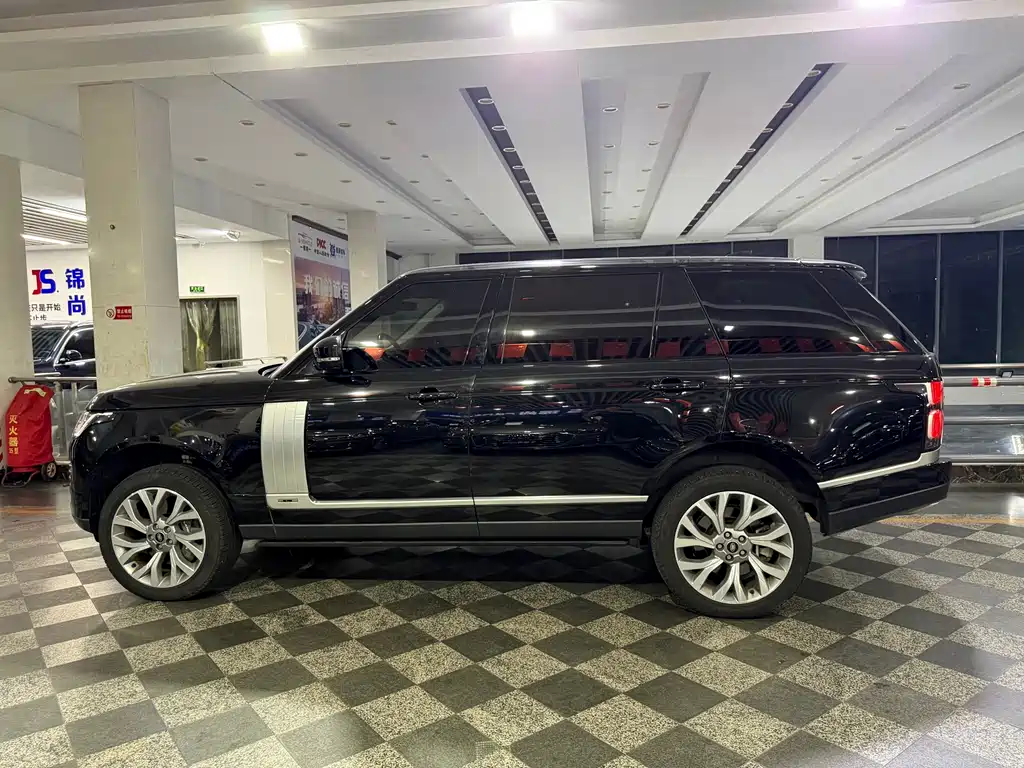 Land Rover Range Rover — миниатюра 3
