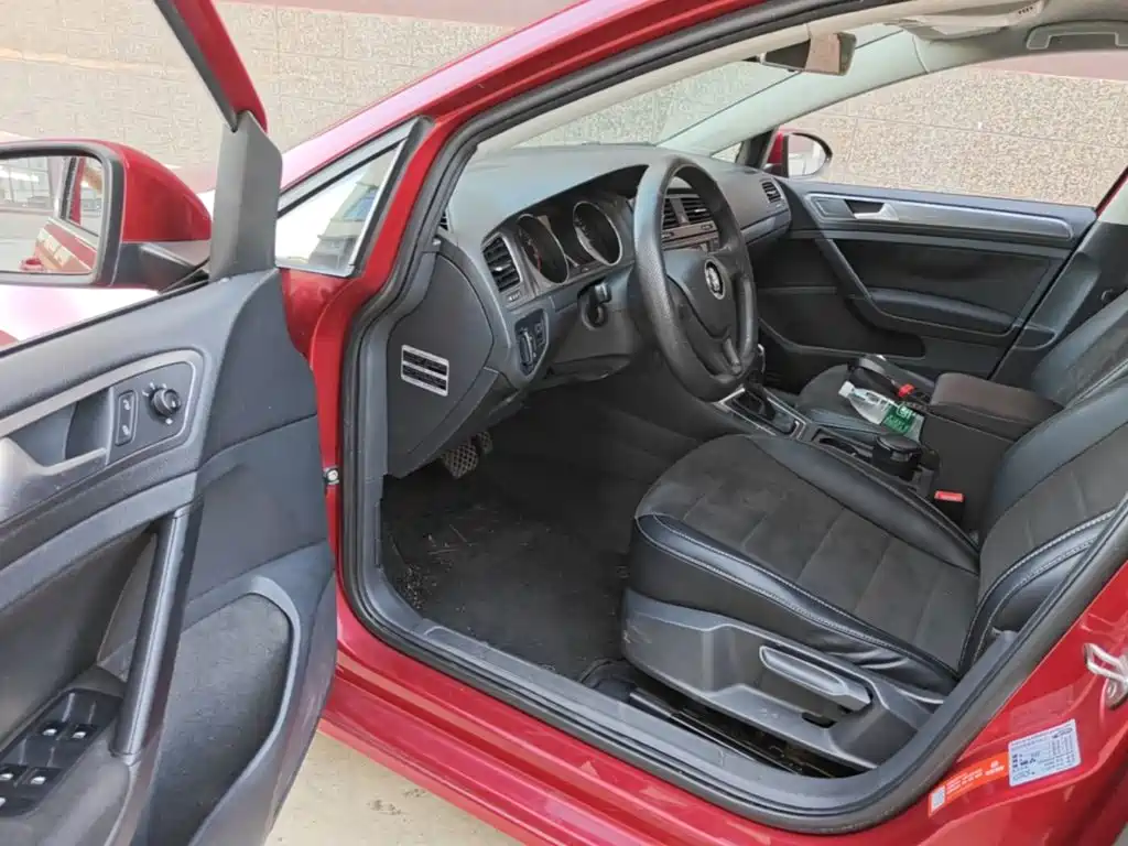 Volkswagen Golf — миниатюра 16