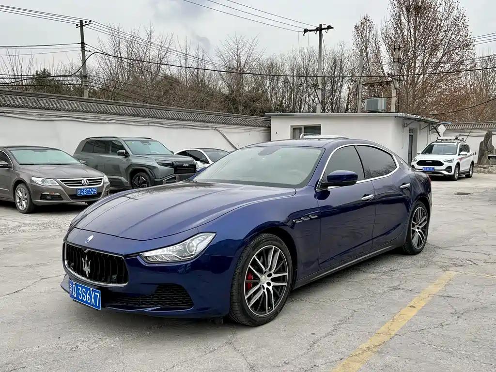 MASERATI GHIBLI