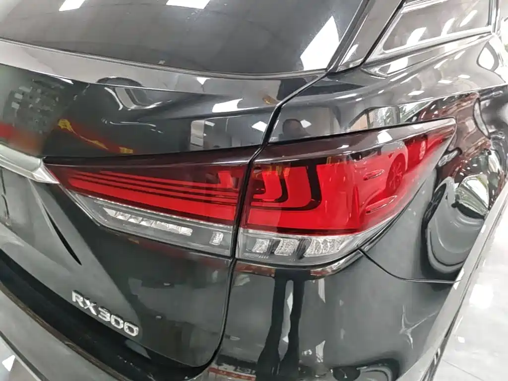 Lexus RX — миниатюра 8
