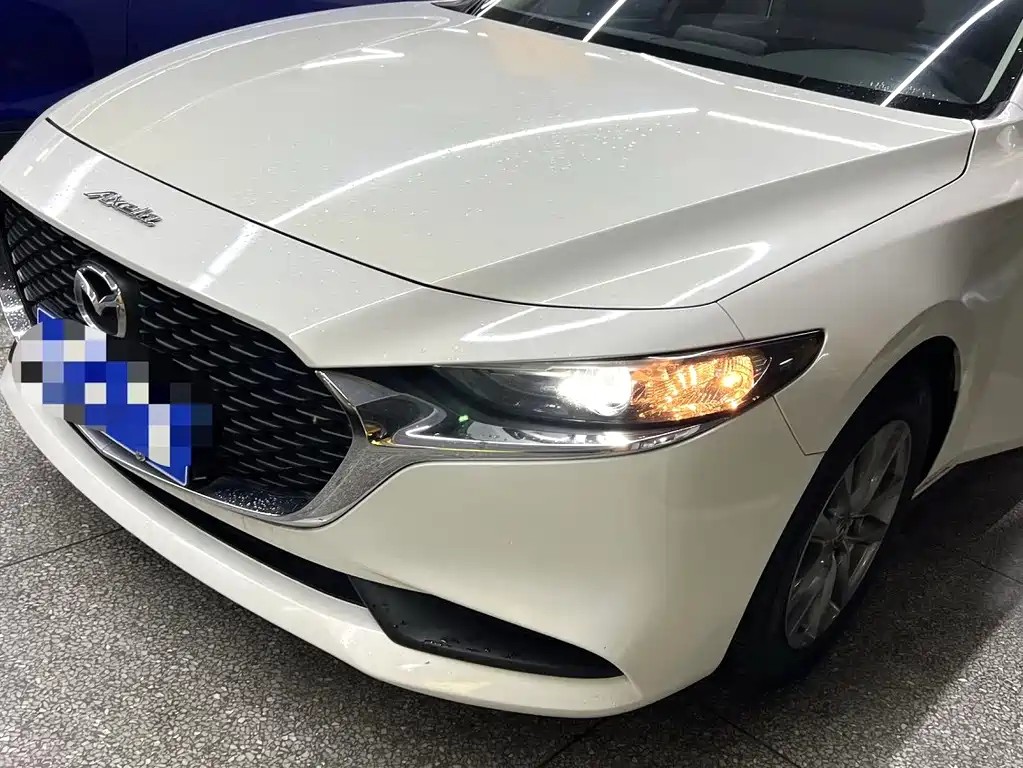 Mazda 3 Axela 2021