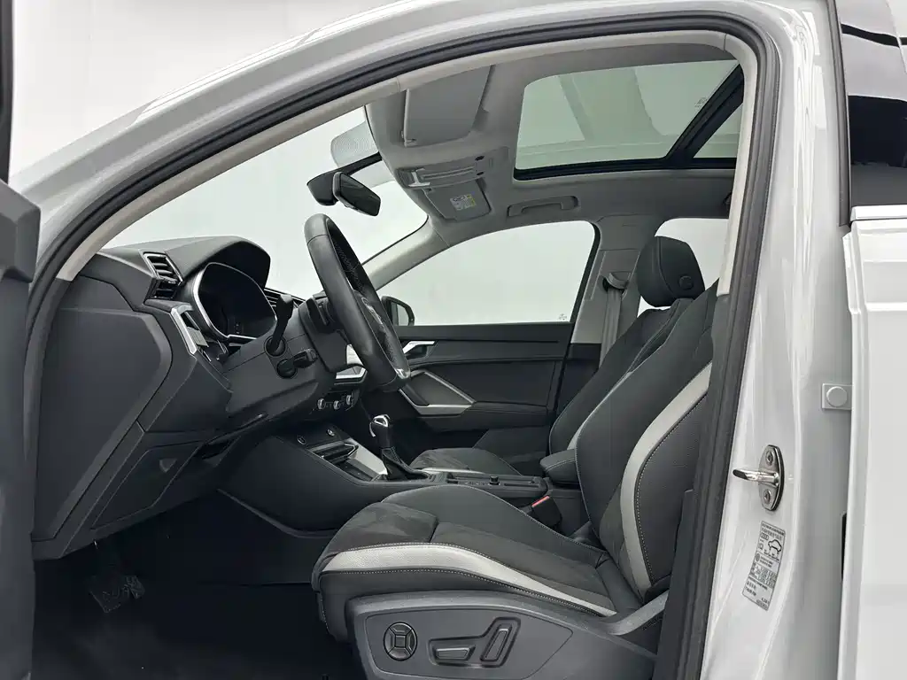 Audi Q3 2022 35 TFSI Fashion
