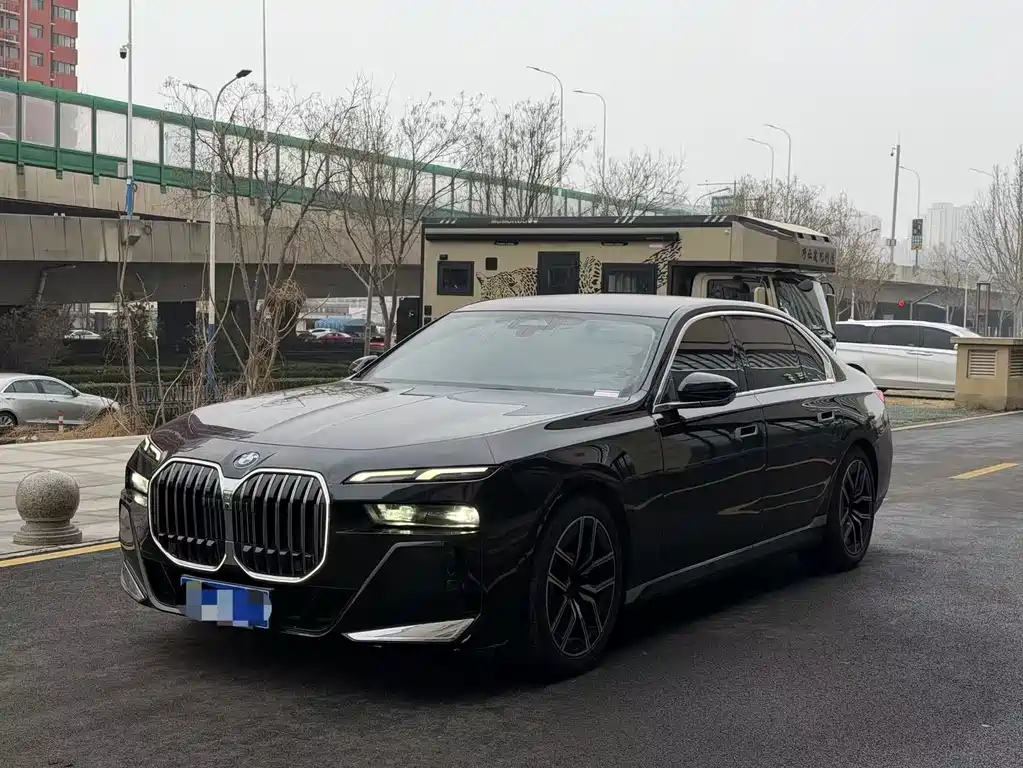 BMW 7 Series 2024
