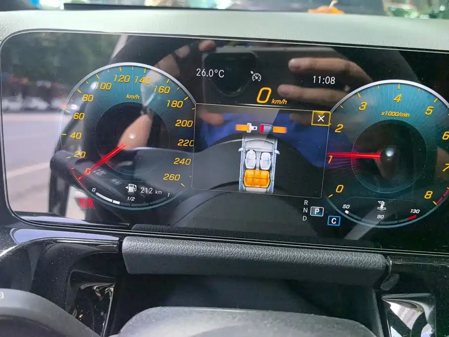 Mercedes-Benz GLA — миниатюра 14