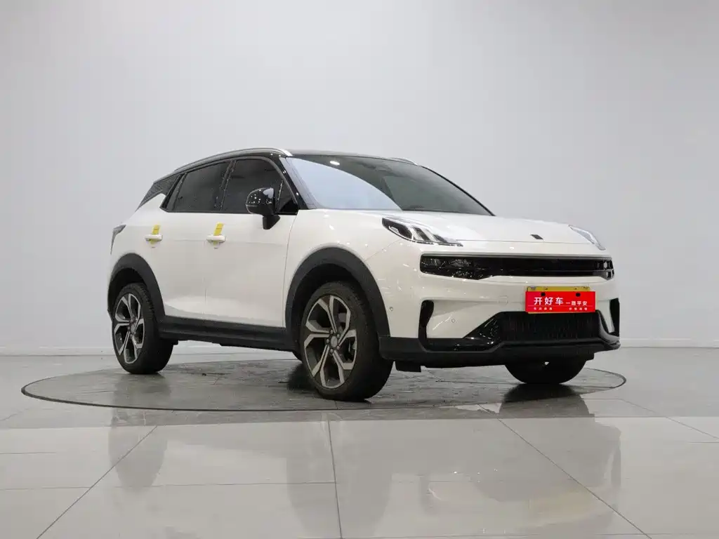 Lynk & Co 06 — миниатюра 3