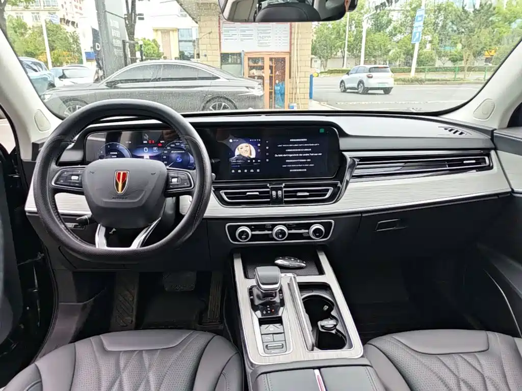 Hongqi HS5 2025 2.0T Pro