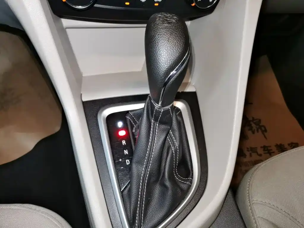 Buick Excelle — миниатюра 14