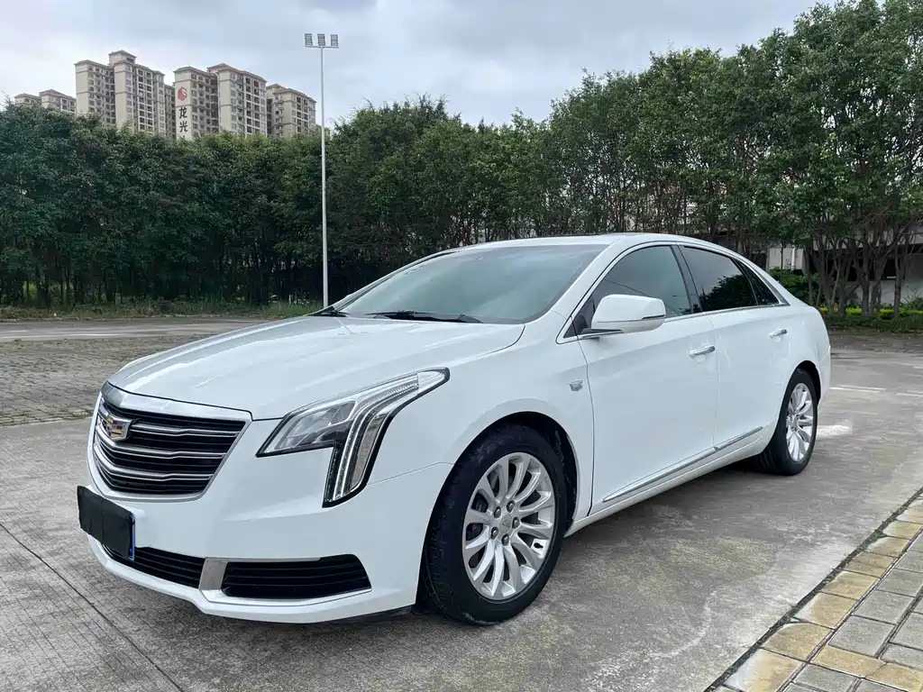 Купить Cadillac XTS