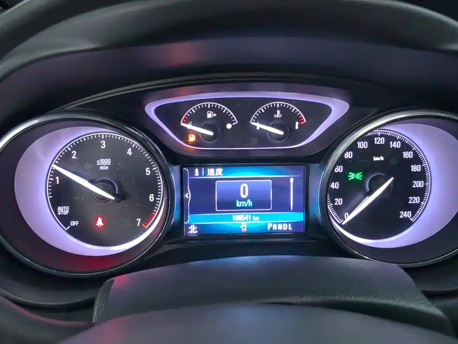 Buick Envision Plus — миниатюра 14