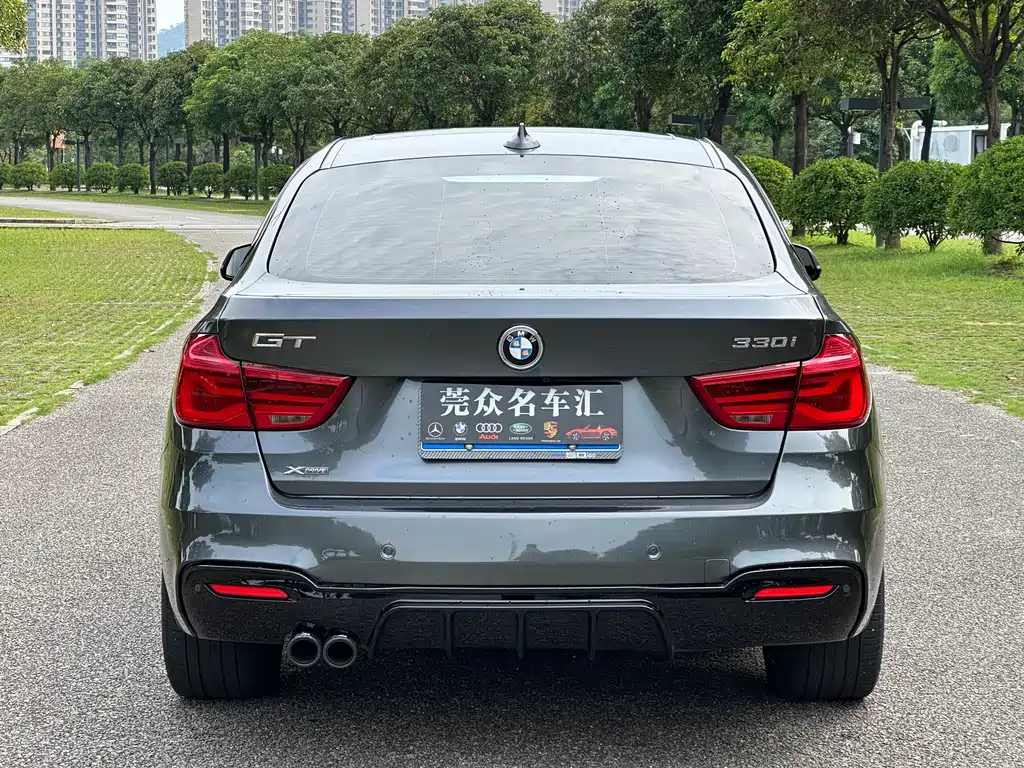 BMW 3 Series GT 3 GT 2019 330i xDrive M Sport