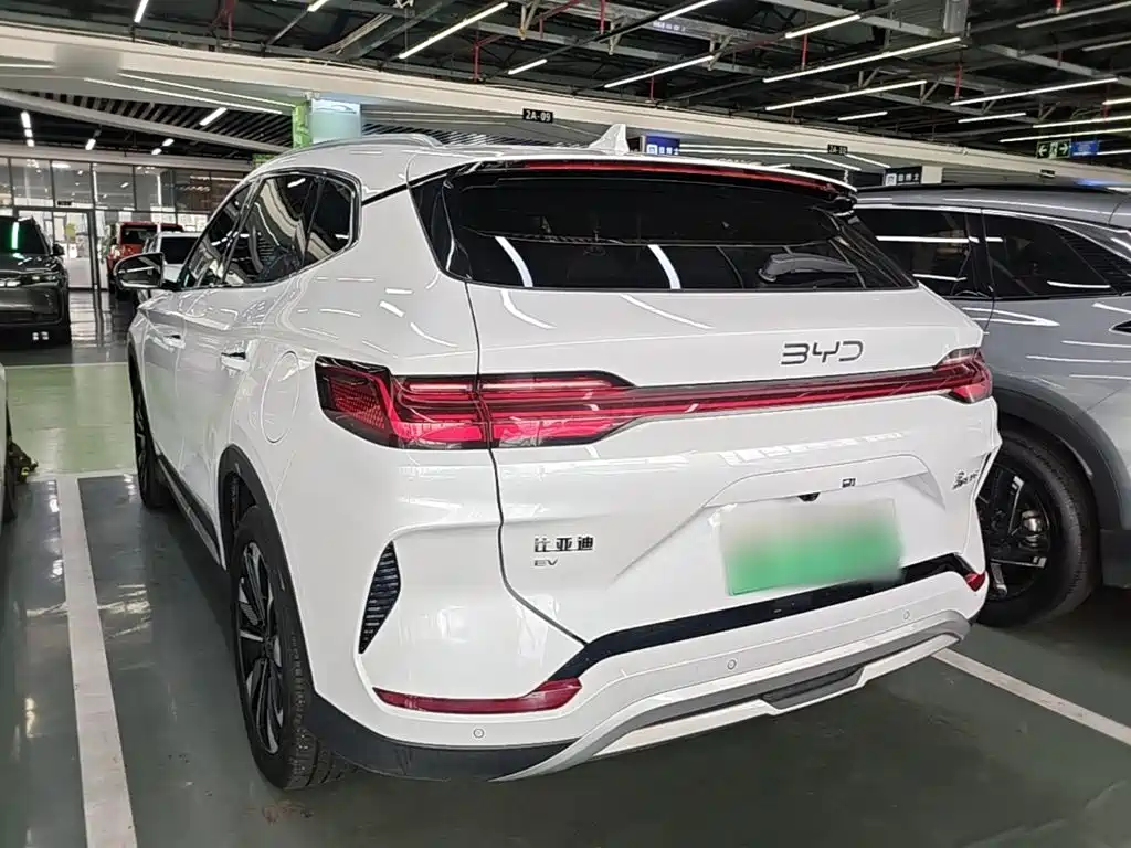 BYD PLUS New Energy — миниатюра 5