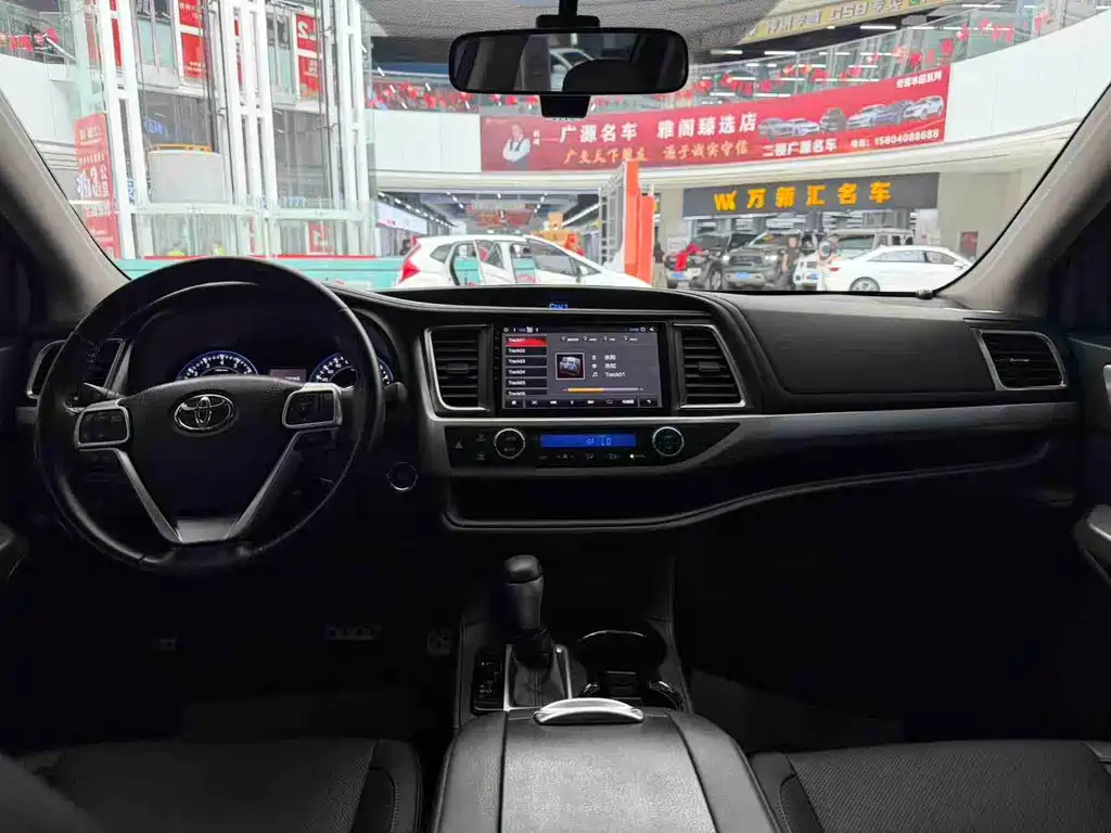 Toyota Highlander — миниатюра 6