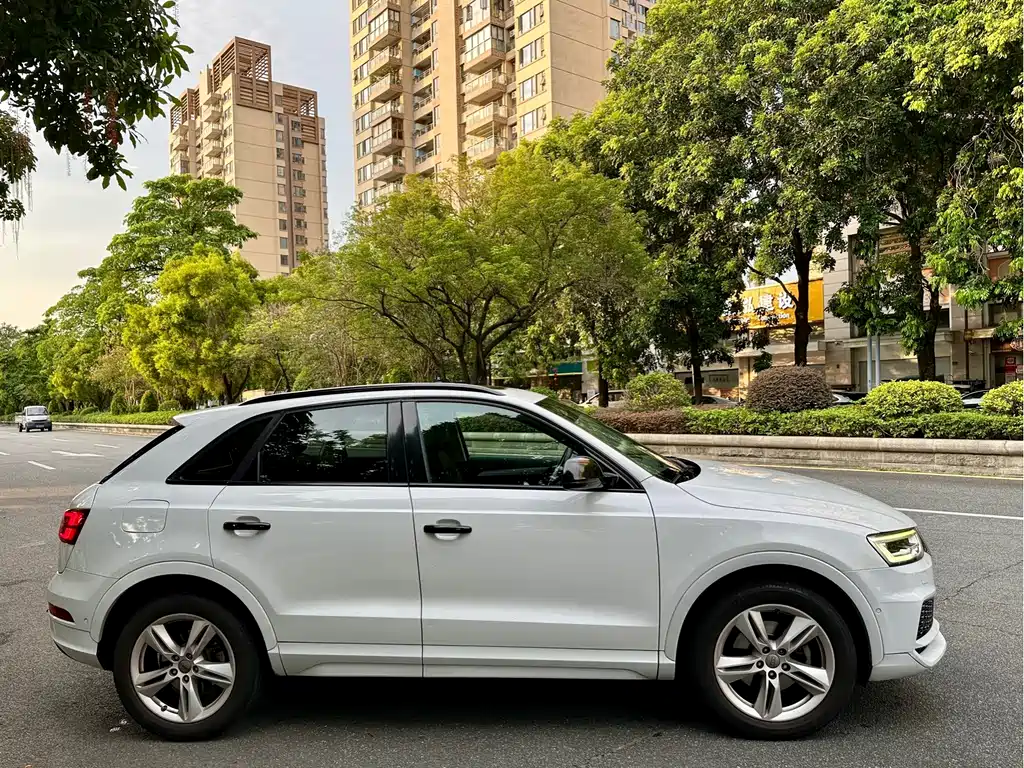 Audi Q3 — миниатюра 7