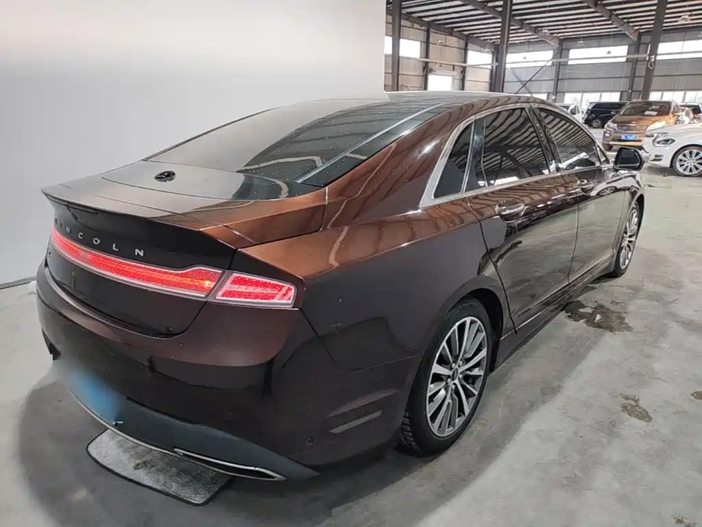 Lincoln MKZ — миниатюра 7