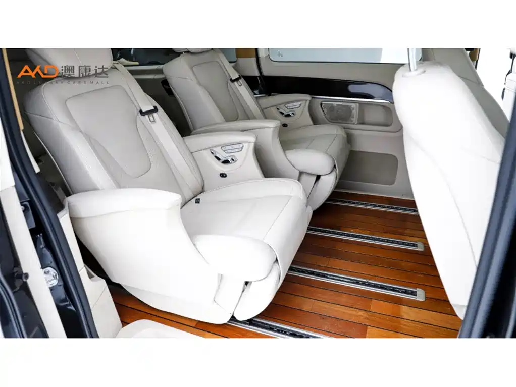 MERCEDES-BENZ V CLASS